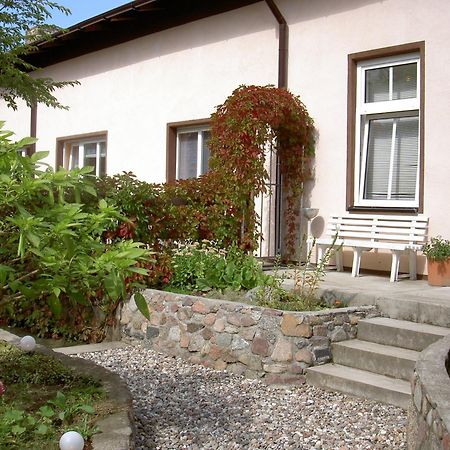 Hotel Gesellschaftshaus Bergen Auf Rugen Kültér fotó